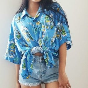 Pineapple Connection blue Hawaiian top NWOT